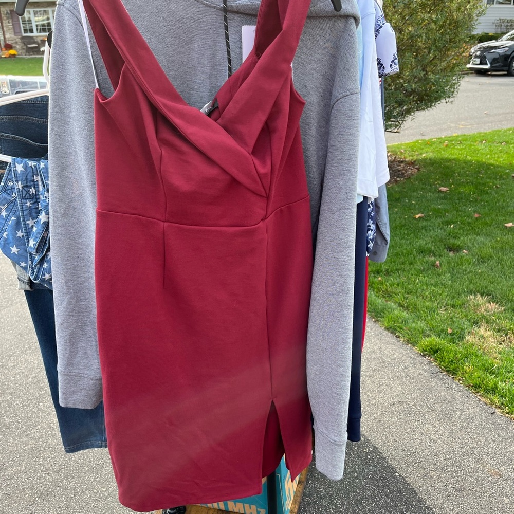 Classic Glam Burgundy Off-the-Shoulder Bodycon Dress Sz Med